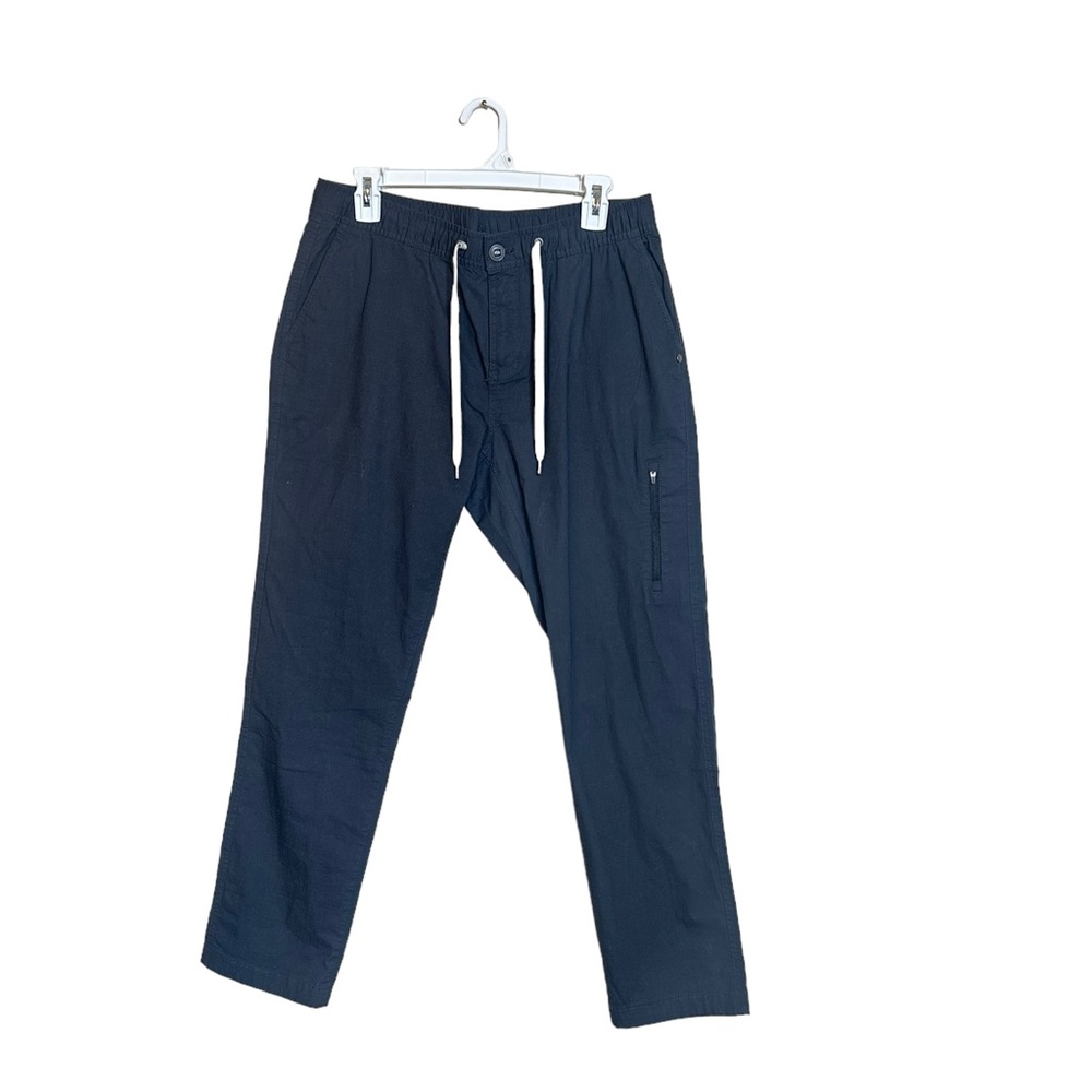Vuori Men's Navy ripstop
